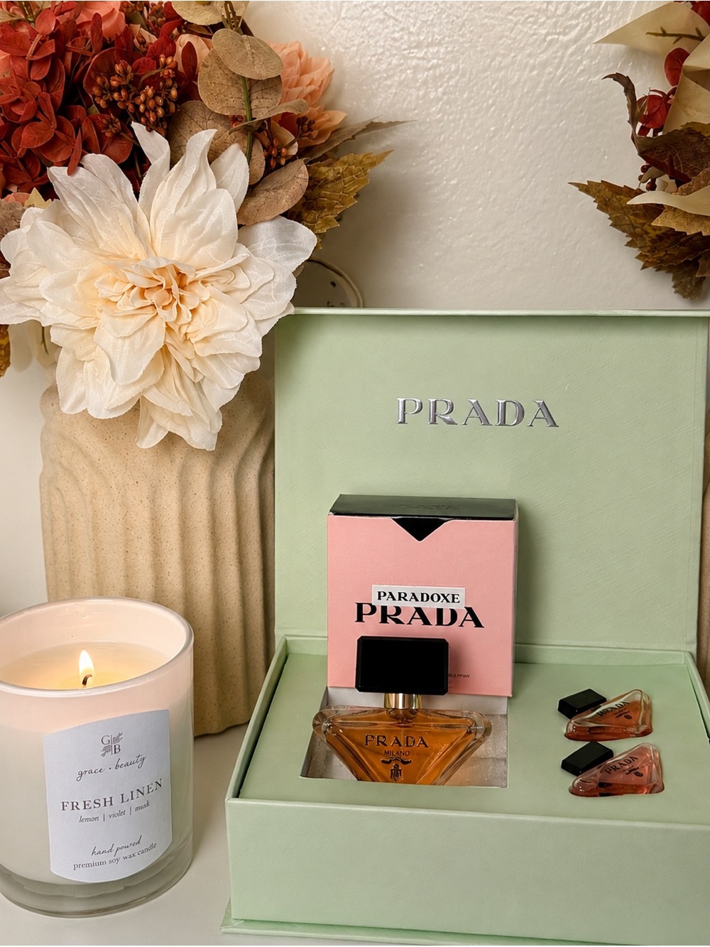 Prada Paradoxe Perfume Gift Set | 2 Mini Perfumes + 1 Travel Spray | - Picture 3 of 7